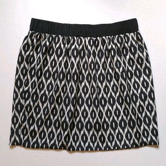 Anthropologie Pins and Needles Mini‎ Skirt Size Large Black White Ikat Boho NEW - Picture 1 of 8
